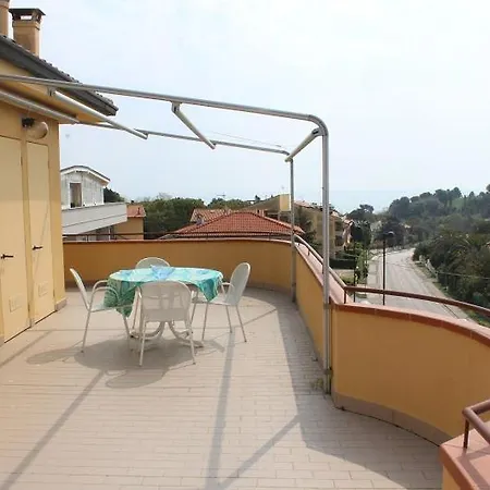 Numana, 600 Mt Mare Trilocale Con Ampia Terrazza Vista Mare Apartment *