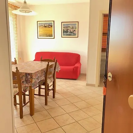 Numana, 600 Mt Mare Trilocale Con Ampia Terrazza Vista Mare